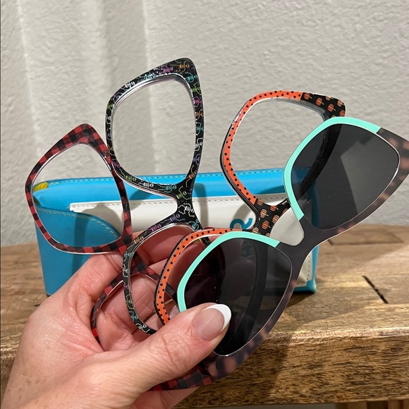 Pair Eyewear Sunglass Toppers - Picture 2 of 4